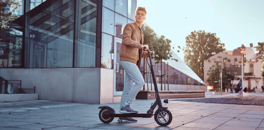 AI optimizing e-scooter distribution